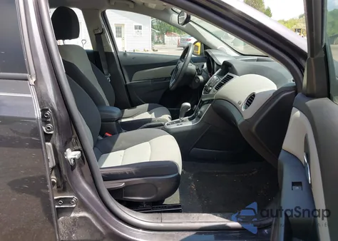 2014 Chevrolet Cruze Ls Auto z USA, uszkodzony, nr VIN 1G1PA5SG2E7441753